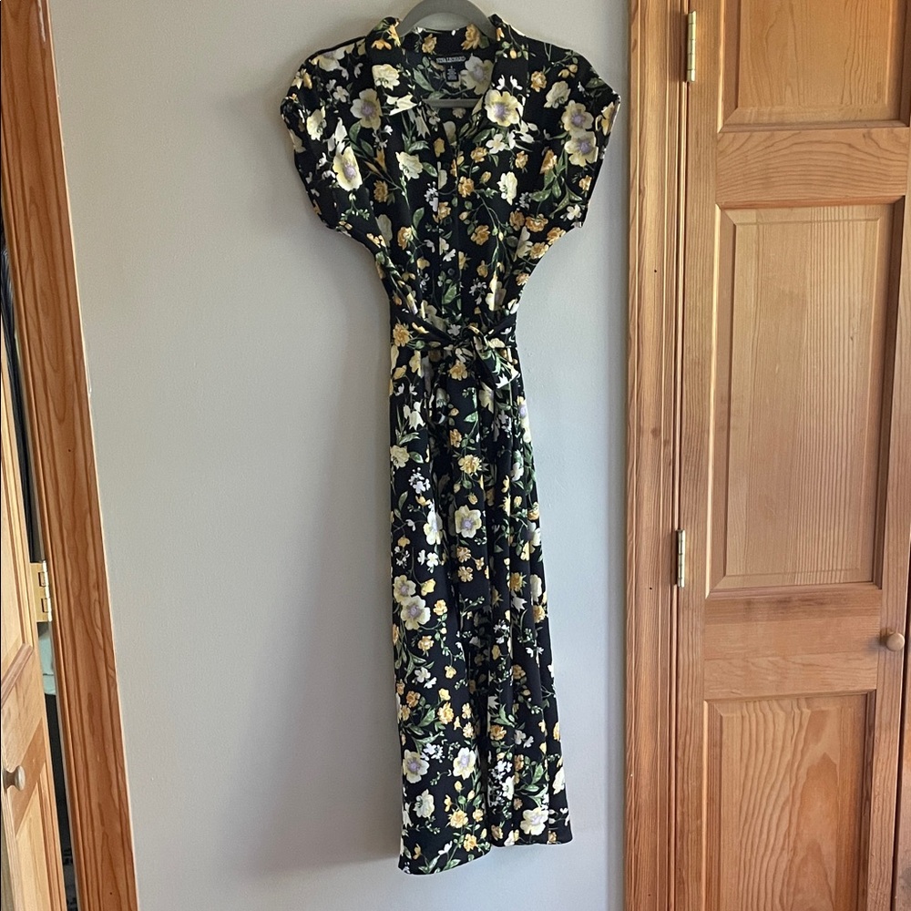 Floral Black Button-Front Women’s Dress with Optional Tie Waist